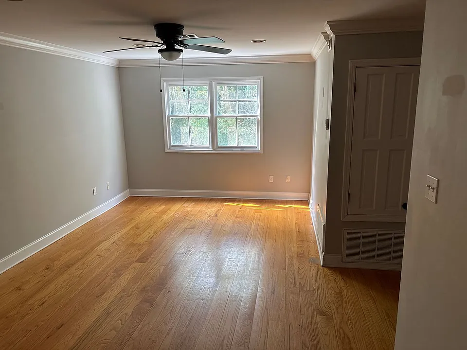 808 Desoto St