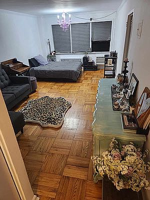 1st image of 311 E 50th St #5A