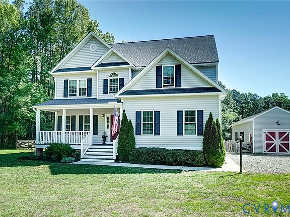 2nd image of 16298 Hennessy Way