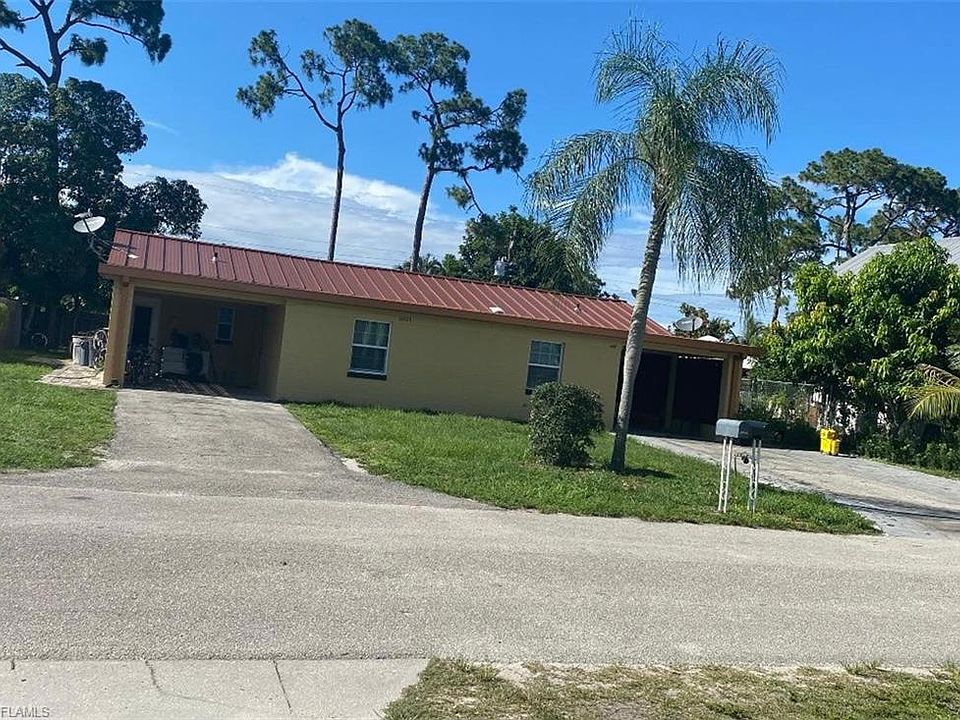1st image of 10681 Woods Cir