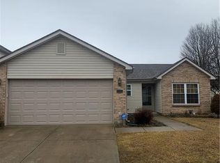 5160 Mallet Club Dr, Dayton, OH 45439