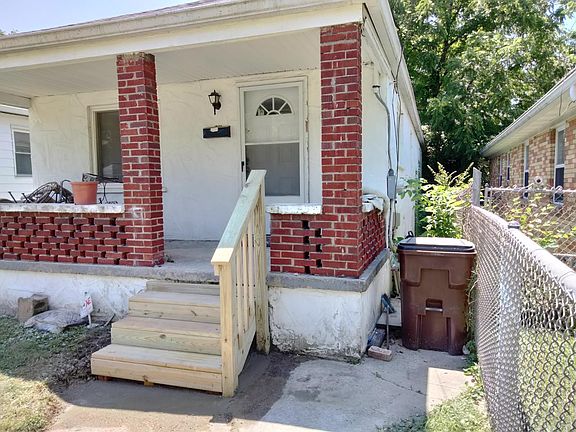 2nd image of 2043 2nd Ave