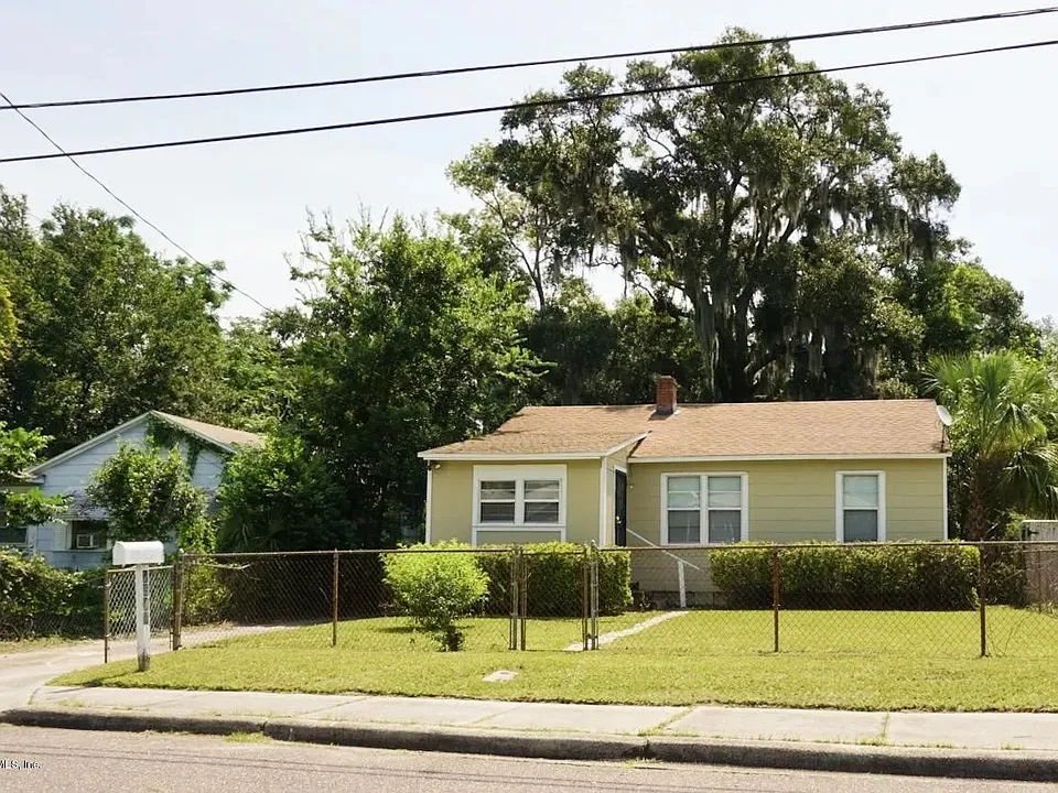 7545 Wilder Ave