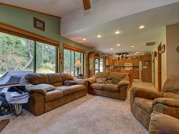 4th image of 1166 Tarragon Pl