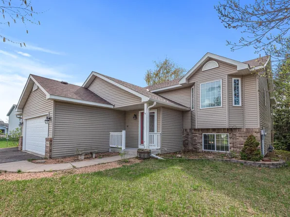 903 3rd Ave SW, Isanti, MN 55040