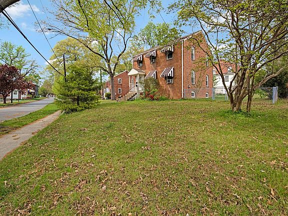 3rd image of 3518 Longfellow St