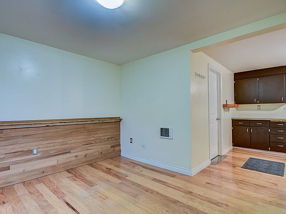2nd image of 875 SE Jensen St APT B101