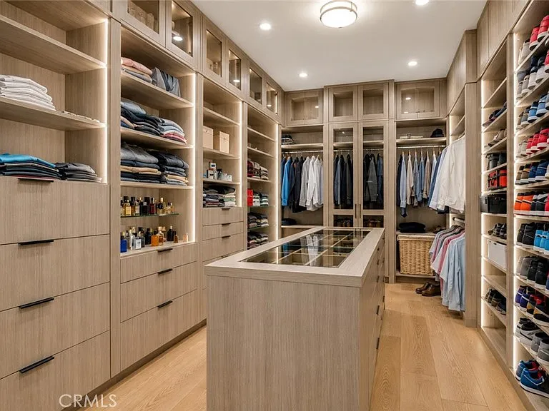 5050 Arundel Dr — Photo 38