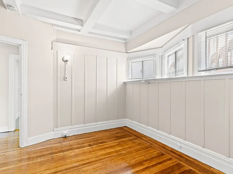 514 W Macarthur Blvd #3 — Photo 9