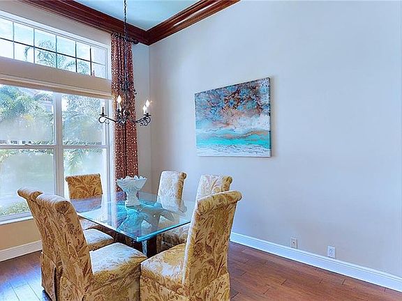 5th image of 4600 Dolphin Cay Ln S