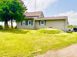 23213 Fairmount Rd, Waynesfield, OH 45896