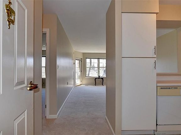 3rd image of 355 Blackstone Blvd APT 222