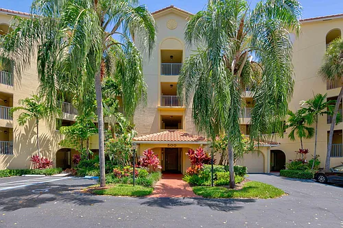 500 Uno Lago Dr Photo 1