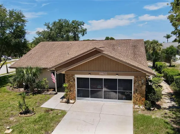 18655 White Pine Cir, Hudson, FL 34667