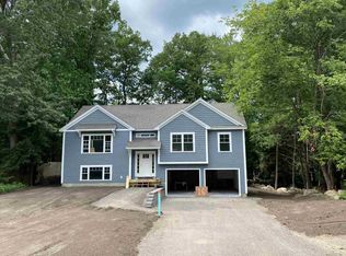 16 Hyancinth Dr, Nashua, NH 03062