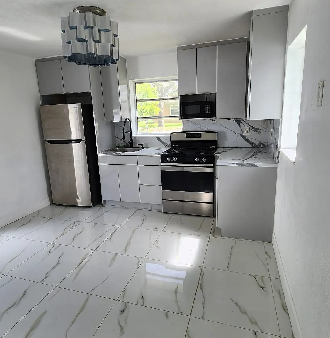 1 bed, $1,600 — Photo 1