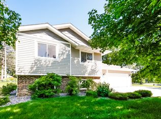 4566 S Hay Lake Rd, Eagan, MN 55123