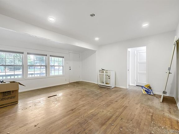 4th image of 3145 S Ash Street