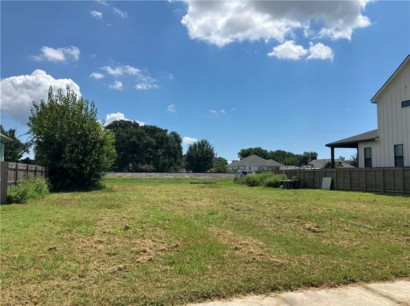 1901 Aycock St, Arabi, LA 70032