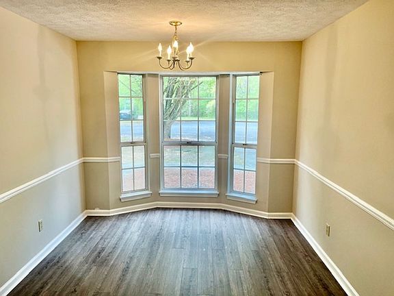 3rd image of 1820 Stonecreek Dr #20