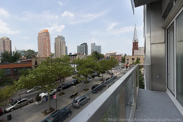 Rented by Luminous Realty | media 51