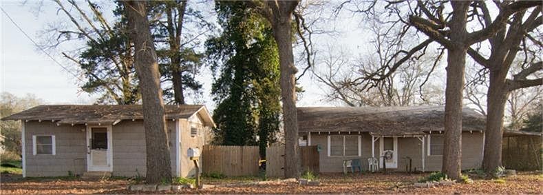 1st image of 104 N College St