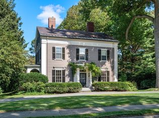 269 Franklin St, Newton, MA 02458