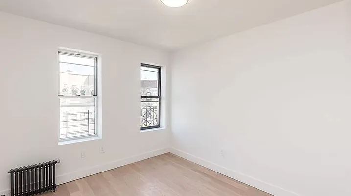 Rented by New Amsterdam Realty Group | media 27