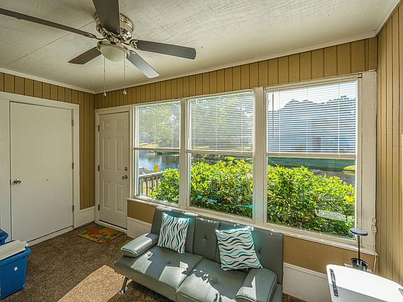 5th image of 501 Greenmeadow Dr