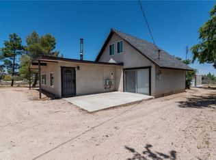 3822 Cambria Rd, Phelan, CA 92371
