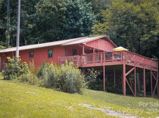 33 Song Bird Way, Burnsville, NC 28714