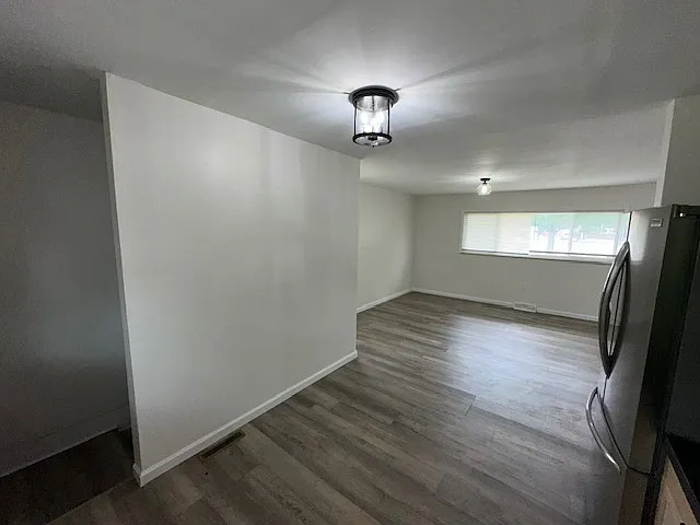 4016 E Livingston Ave — Photo 3
