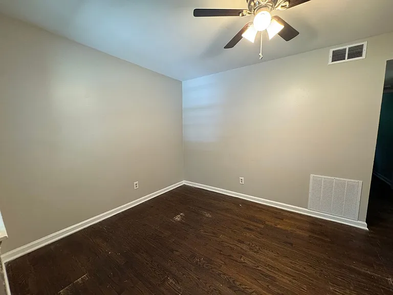 6243-6245 Vera Ln SW — Photo 2