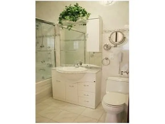 Sold by Brooklyn's Scenic View Real Estate | media 3