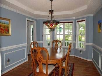 5th image of 344 Greenlyn Dr