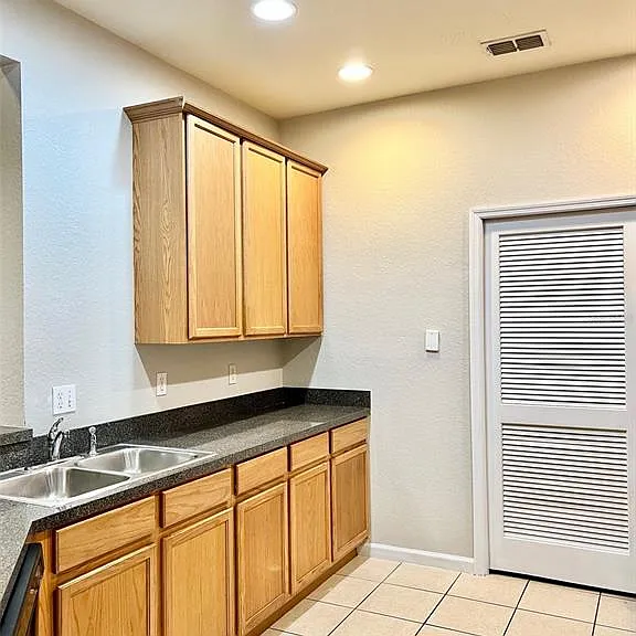 3341 Whitestone Cir #108 — Photo 10