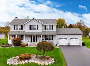 15 Jonathan Ct, Whitesboro, NY 13492