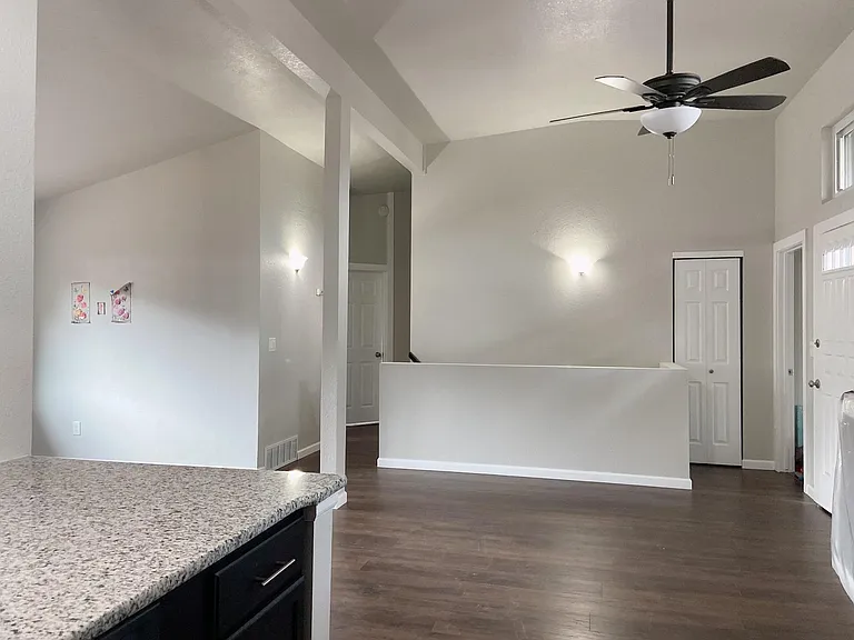 3015 Purgatory Dr — Photo 34