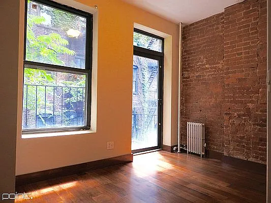 Rented by Point NYC | media 3