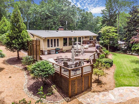 5th image of 6703 Crestwood Peninsula