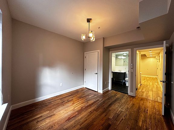 5th image of 47 Clifton Pl #11E