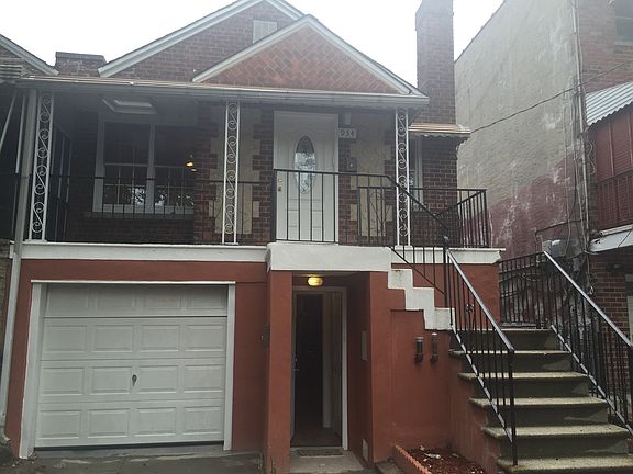 4th image of 936 E 226th St