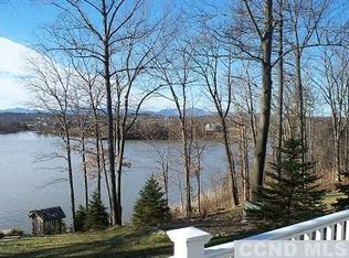 125 Sleepy Hollow Rd, Athens, NY 12015