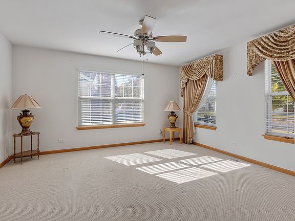 3rd image of 317 Weymouth Ave