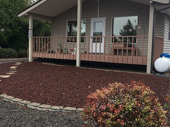2nd image of 343 Canal Dr SE