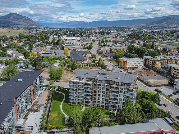 2nd image of 3301 Skaha Lake Rd #704