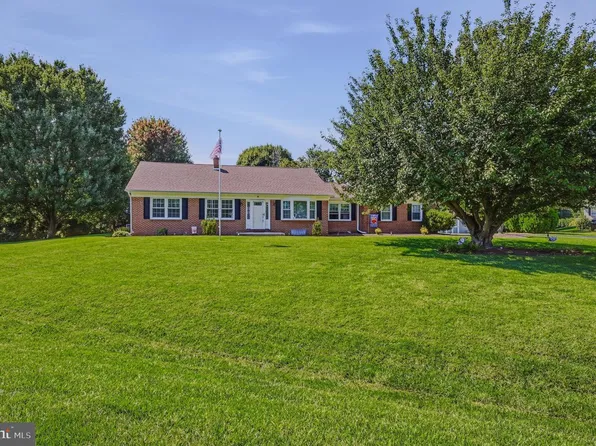 106 Wortham Ln, Bear, DE 19701