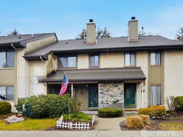 156 Hampshire Dr, Plainsboro, NJ 08536