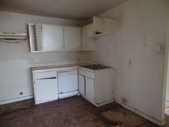 5th image of 3625 Pate Dr
