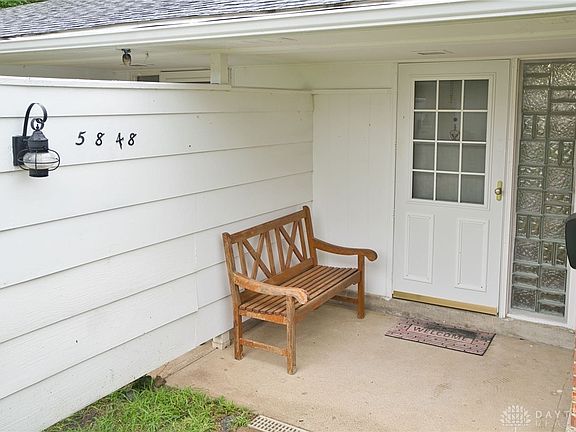 3rd image of 5848 Troy Villa Blvd